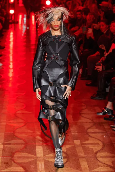 Look 6